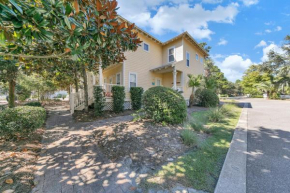 Sunny Delight - Has recent updates including fresh flooring and paint